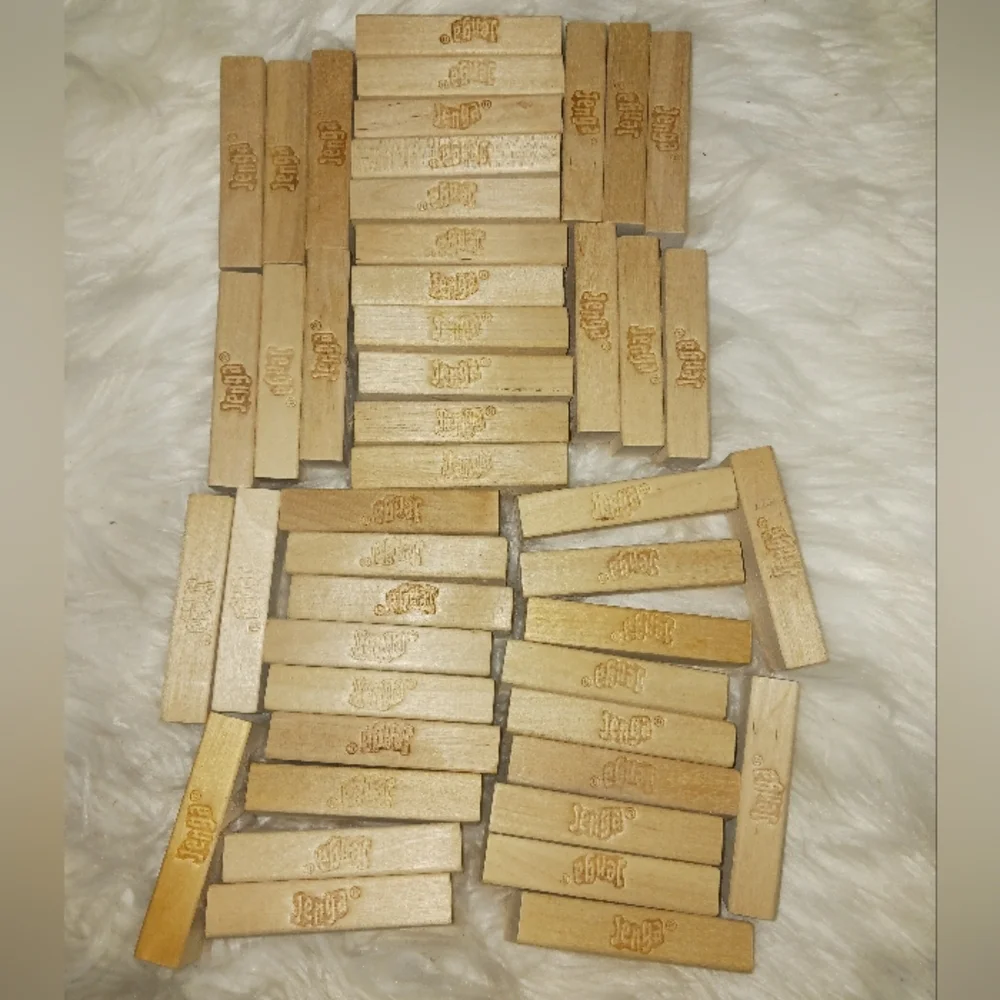 Jenga board game - Picture 4 of 5